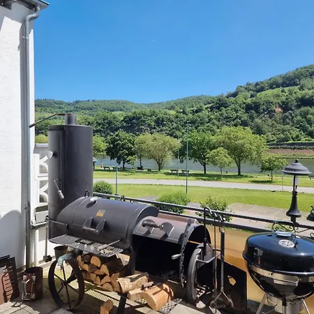 Мини-отель Korneli Санкт-Альдегунд