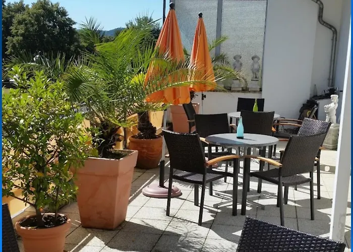 Korneli * Sankt Aldegund